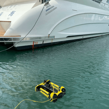 hull-dock-inspection-rov-underwater-drone.png