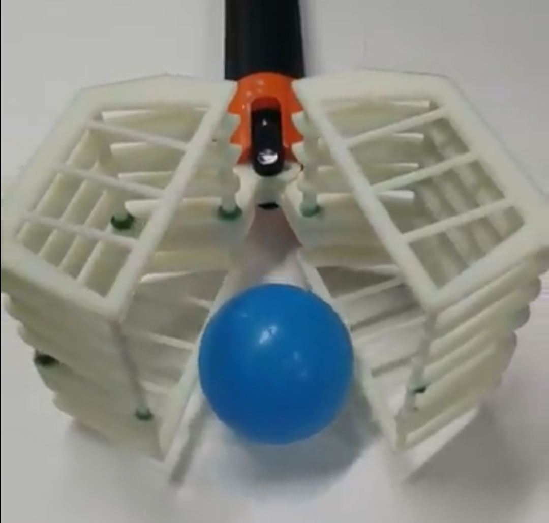 underwater-drone-robotic-arm-cage-grabber.jpg